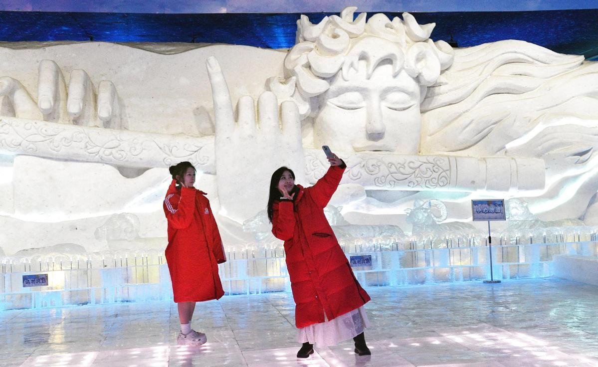 Ice and Snow Art Gallery Reopens in Harbin for Summer Fun ...